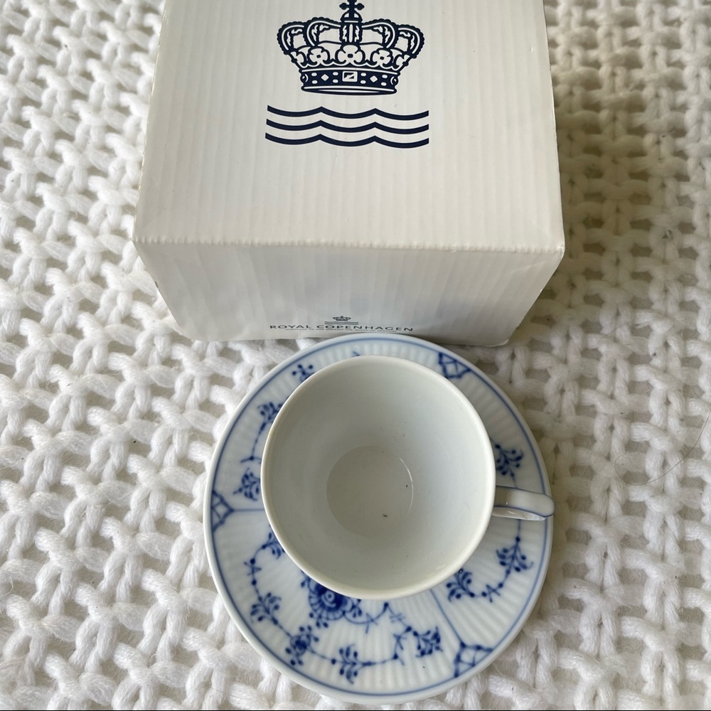 Royal Copenhagen Blue Fluted Full Lace